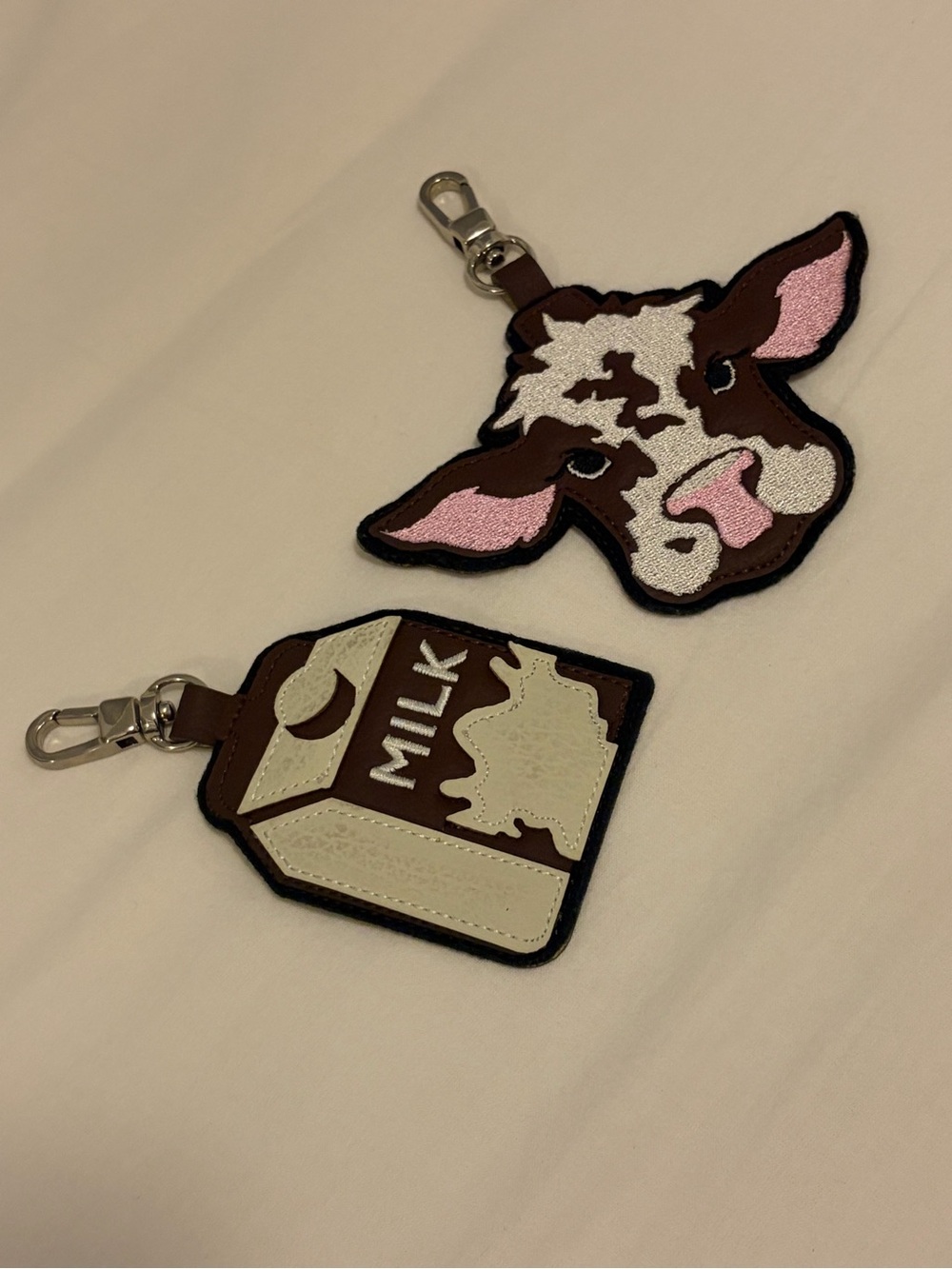 Parchita Cute Cow & Milk Carton bag charms